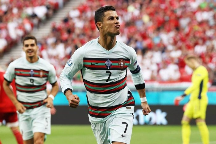 Ronaldo - Chân sút vĩ đại nhất lịch sử vòng chung kết EURO